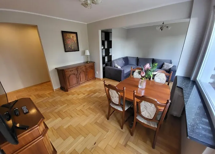 400 Metrow Od Plazy/400 Meters From The Beach